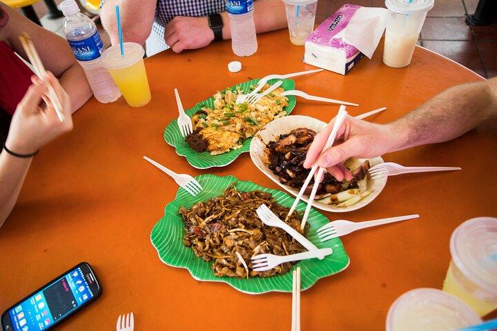 Singapore Chinatown Food Tour ( Private Tour )