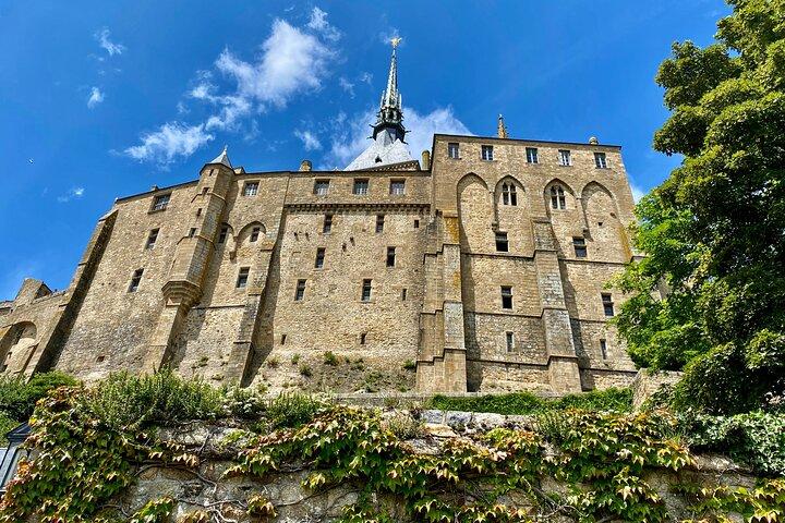 Mont Saint-Michel Small-group 2 to 7 people from Paris