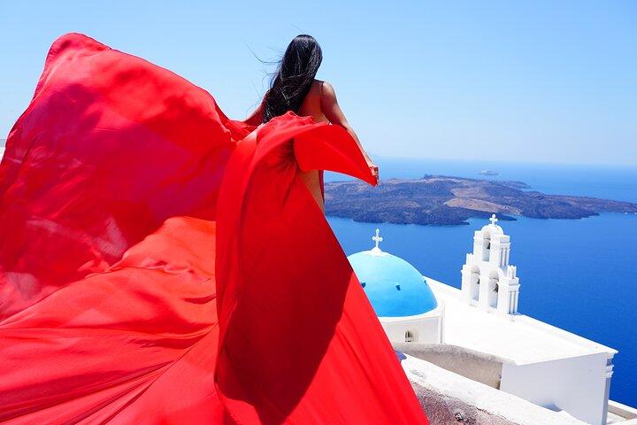 Santorini 2h Private Flying Dress Photoshoot with Transportation