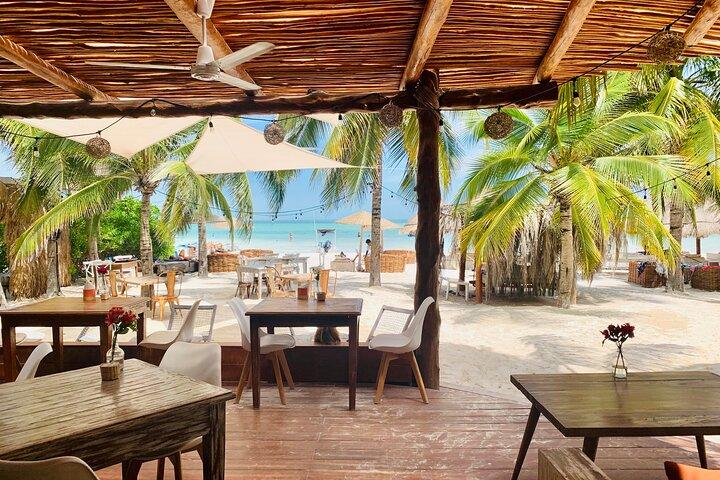 Private flight to Holbox from Cancun