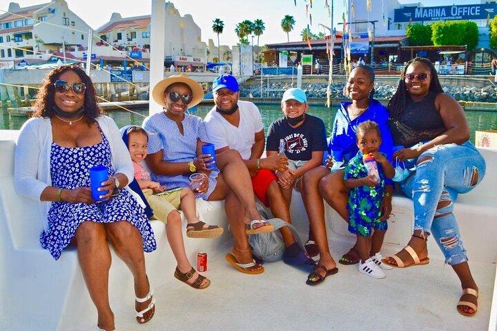 Cabo San Lucas Sunset Cruise with Unlimited Drinks