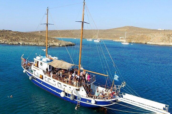 The Authentic Rhenia-Delos Cruise