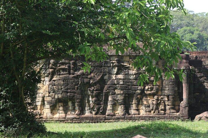 Angkor Highlights Full-Day Tour by TukTuk