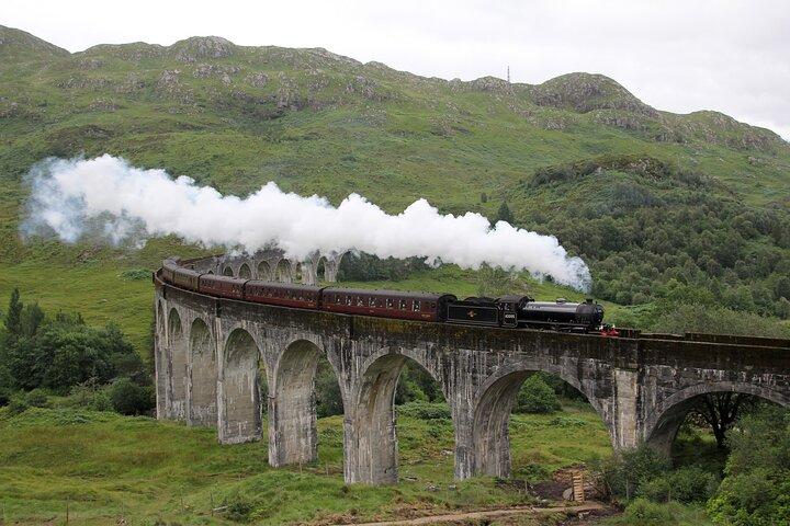 Edinburgh: Glenfinnan Viaduct, Glencoe & Fort William Guided Tour