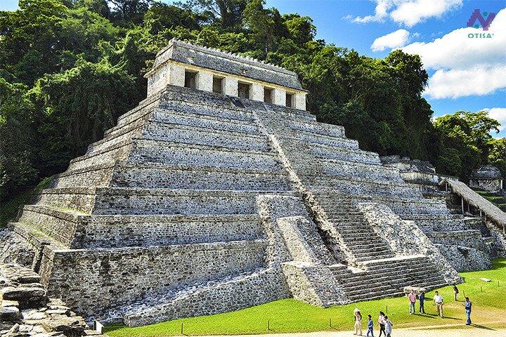 Waterfalls, Ruins and Mayan Treasures: Agua Azul Misol Há Palenque