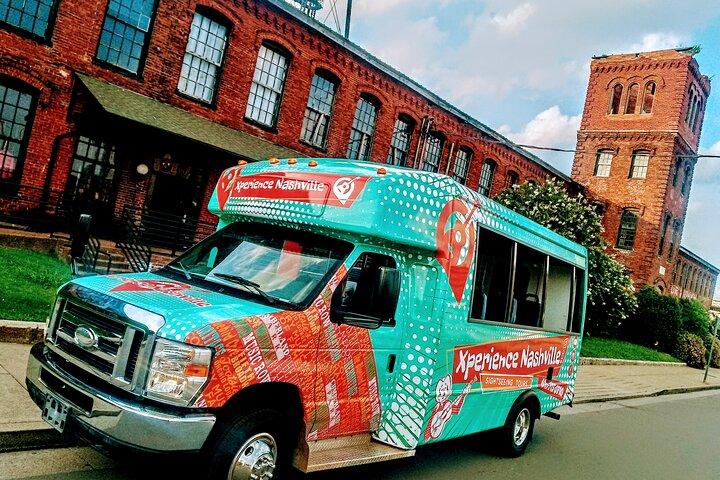 Open-Air Minibus Sightseeing Tour of Nashville