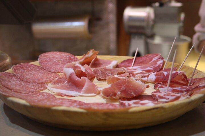 Rome: Trastevere Food Tour Wine Tasting and Local Expert Guide
