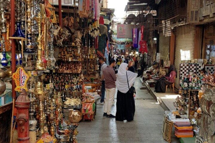 El-Moez Street and Khan Khalili Bazaar - Private Tour