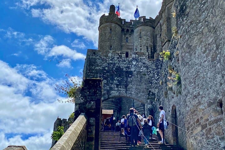 2-day Mont Saint-Michel, Full D-Day, Normandy Private from Paris