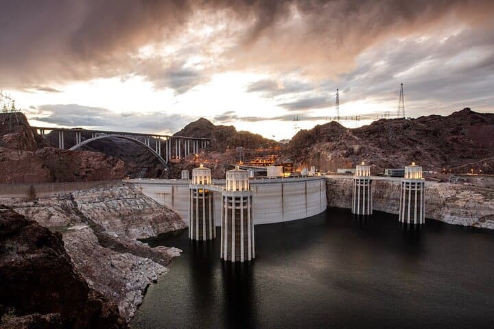 Hoover Dam Tour from Las Vegas with Hot Breakfast