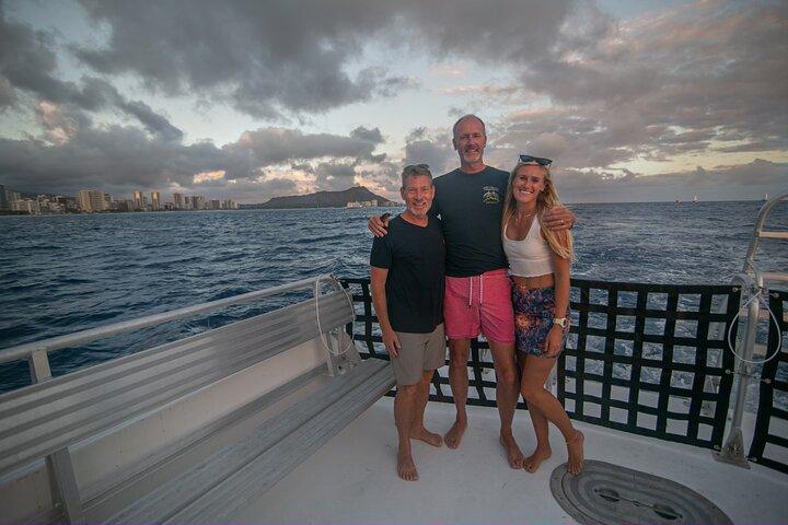 Waikiki: BYOB Sunset Cruise