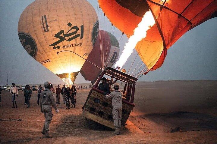 Standard Enjoy Dubai Hot Air Balloon Views From Dubai