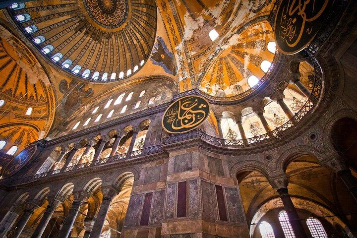 Full-Day Small-Group Guided Tour to Famous Mosques in Istanbul