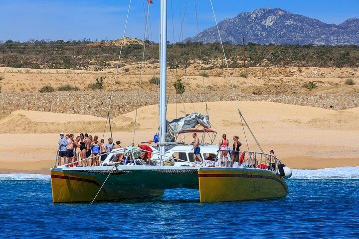 Wine & Jazz at Sunset Cruise! Round Transportation From Los Cabos