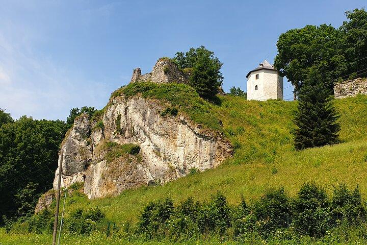 Ojców National Park and Ogrodzieniec Castle Tour from Krakow