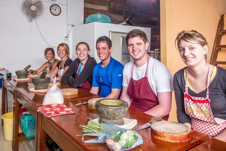 Morning Cooking Class and Market Tour in Siem Reap