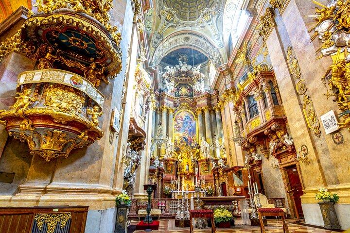 Vienna: Old Town Highlights Private or Group Walking Tour