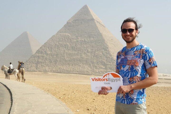Giza Pyramids & Sphinx Private Day Tour
