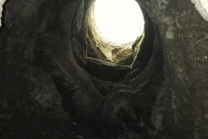 private tour of etna with wine tasting and lunch in the cellar