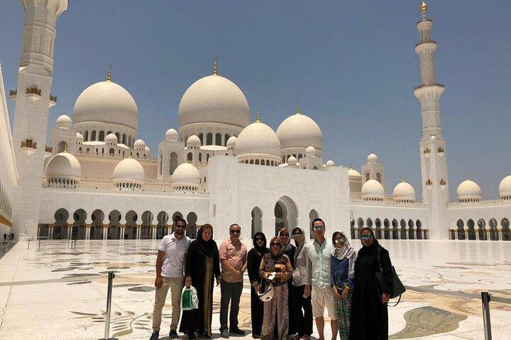 Abu Dhabi City Essentials Half day tour from Abu Dhabi