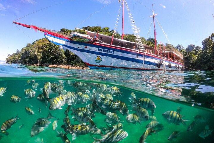 Angra dos Reis and Ilha Grande, Boat Ride from Rio Lunch and Transport