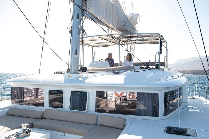 Fuerteventura Deluxe Catamaran Tour with meals and drinks