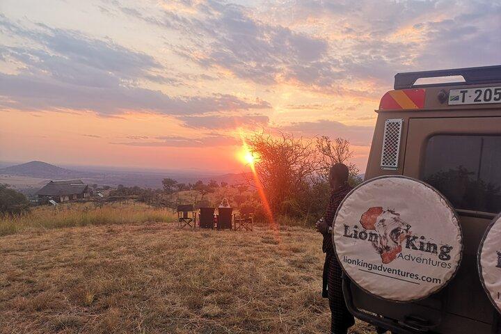 7-Day Private Tanzania Safari with Sunset Walking on the Crater Rim and Maasai