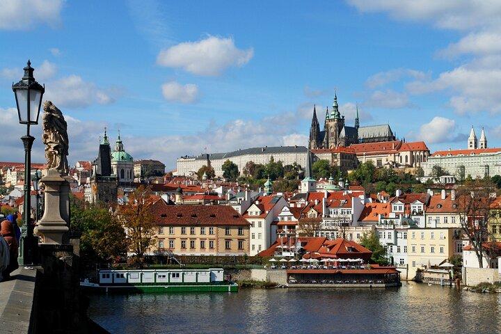 Prague´s Old Town, Jewish Quarter and Charles Bridge Private Tour