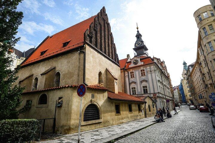 Prague´s Old Town, Jewish Quarter and Charles Bridge Private Tour
