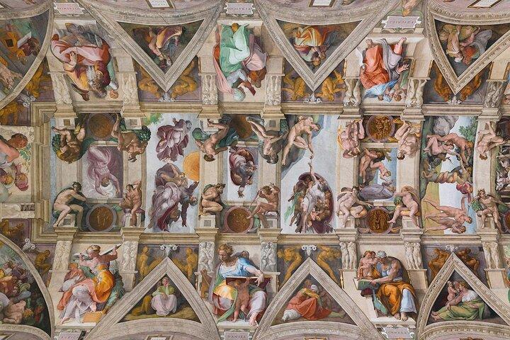 Small-Group Tour: Vatican Museums, Sistine Chapel & Pickup