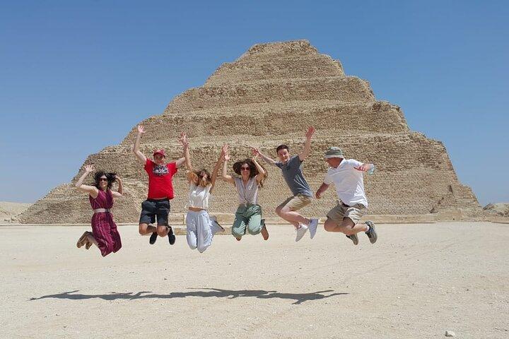Best Two-Day Guided Tours to the Ancient Cairo ,Giza Pyramids , Sakkara and More