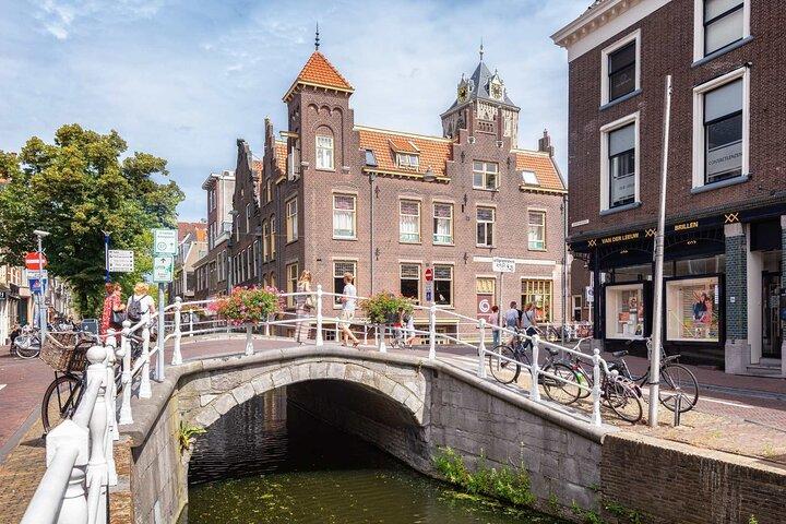Delft Quest: The Blue Pottery Mystery of Old Delft
