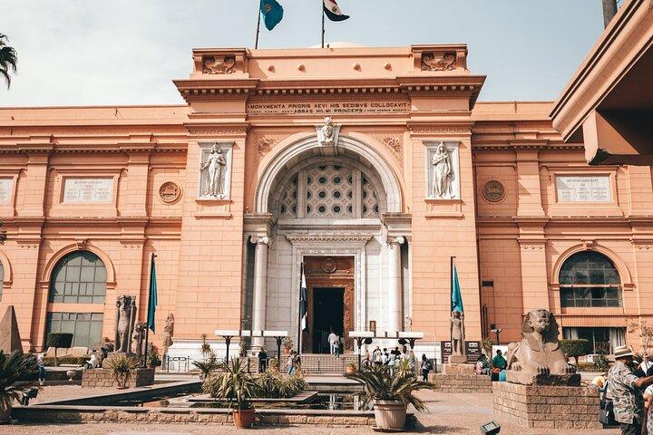 Cairo: Pyramids and Museum on Private tour, No Hidden Cost.
