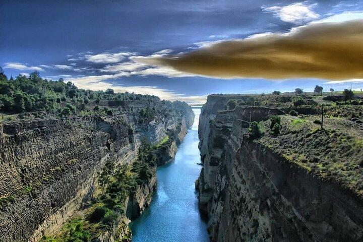 Breathtaking Corinth Canal & Significant Ancient Corinth in 5hrs