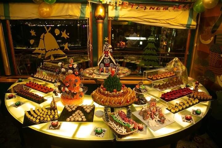 Nile Dinner Cruise 5 stars with show and belly dancer