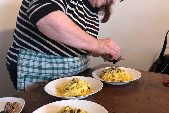 Private Truffle Hunt in Tuscany