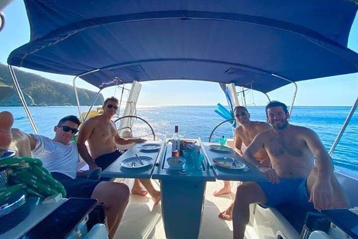 One amazing day in a private recent sailing boat in the Tayrona Park. The best sail trip from Santa Marta!