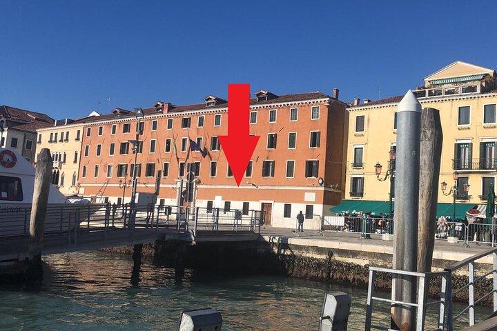Full-Day Venice Lagoon Tour: Visit Murano, Burano and Torcello