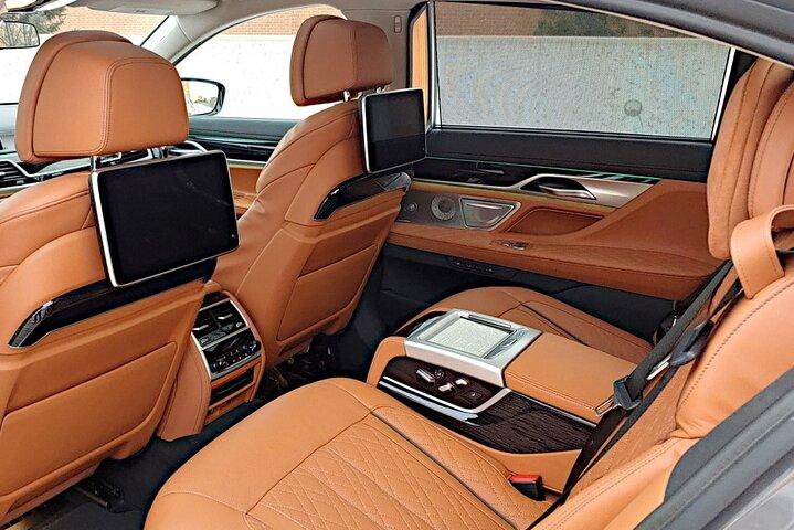 Arrival Private Transfer from Dubai Airport DWC to Dubai by car or SUV