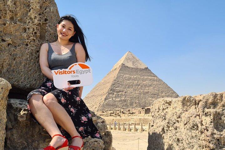 Giza Pyramids & Sphinx day trip