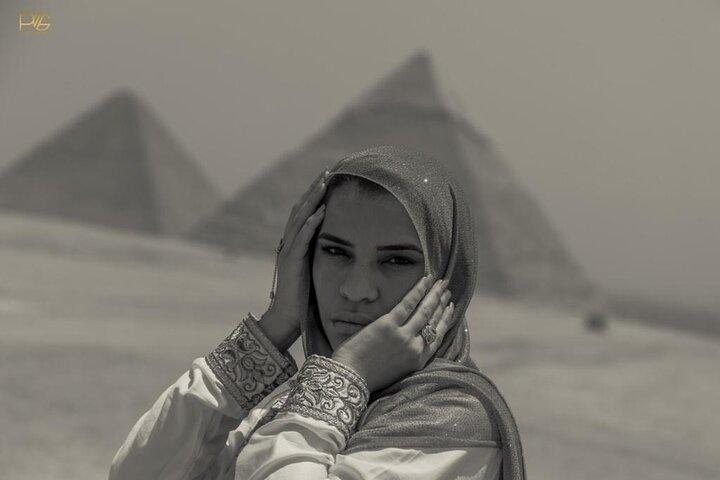 Giza Pyramids & Sphinx day trip