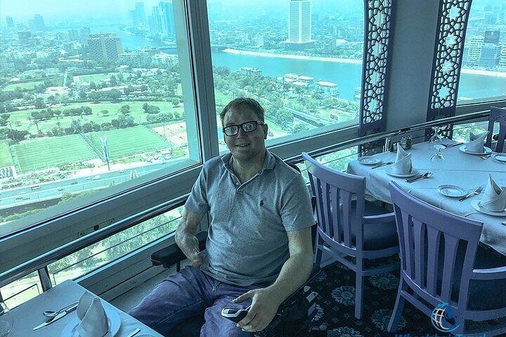 Cairo Food and City Tour with Private Vehicle