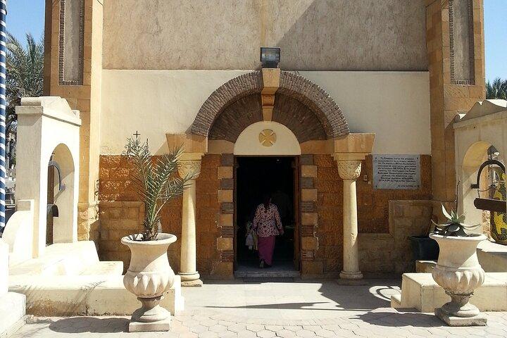 Pyramids Of Giza, The Museum Of Egyptian Antiques and Christian Cairo Tour