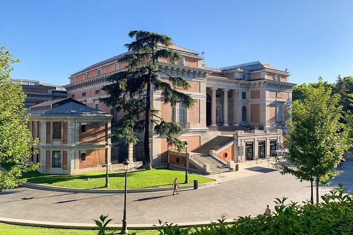 Private Guided Tour of the Prado Museum in Madrid with fast entrances and pick up at the hotel.