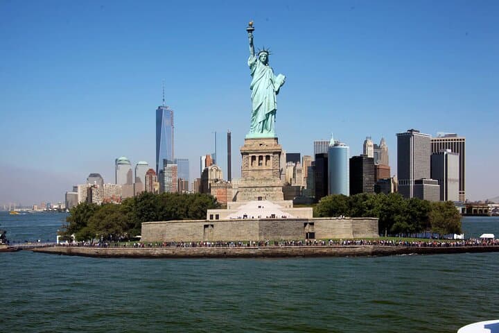 New York City Fortune Tour 1-Day Sightseeing Adventure