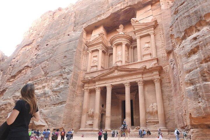 2-Day Private Tour of Petra, Wadi Rum and Dead Sea from Amman