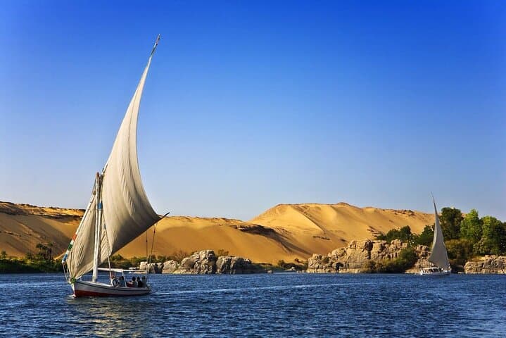 2 Hours Felucca Ride on the Nile River from Luxor Enjoy Sunset