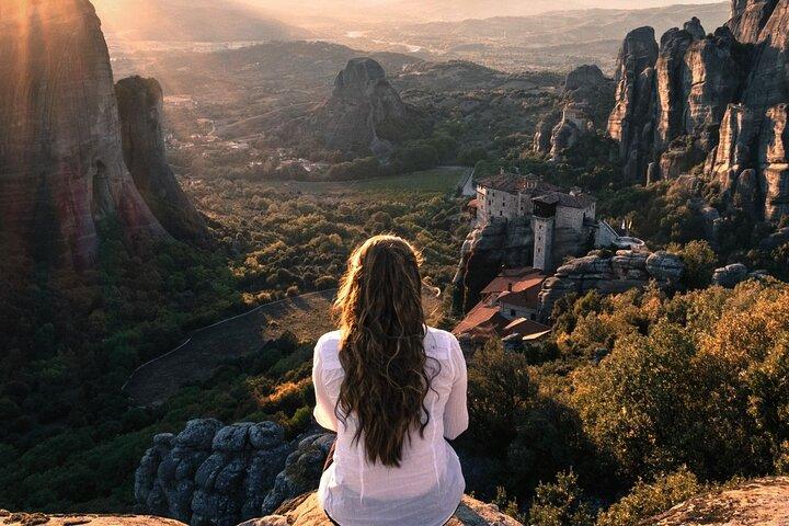 Athens: 3-Day Trip to Meteora with Guided Tours, Museum & Hotel