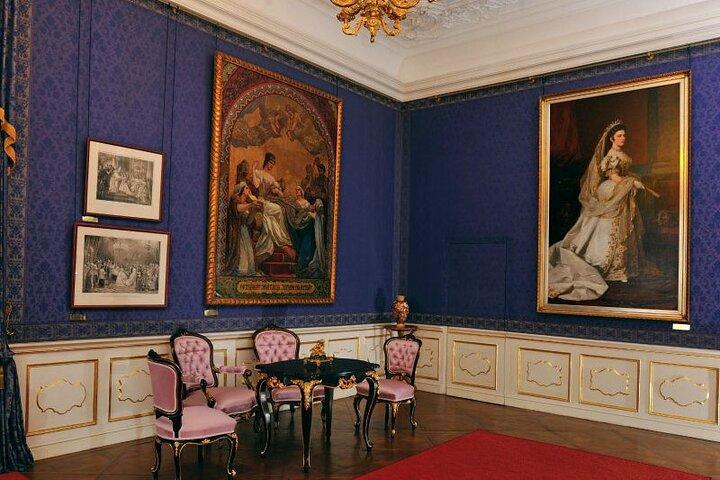 Sisi's Royal Palace Tour with Hotel pickup & Cake in Palace Café