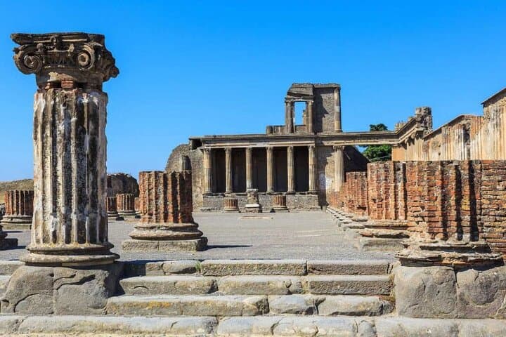 Small Group Pompeii & Mt. Vesuvius Tour: Day Trip with Pickup
